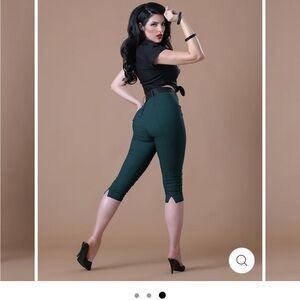 rockin Bettie Capri Pants